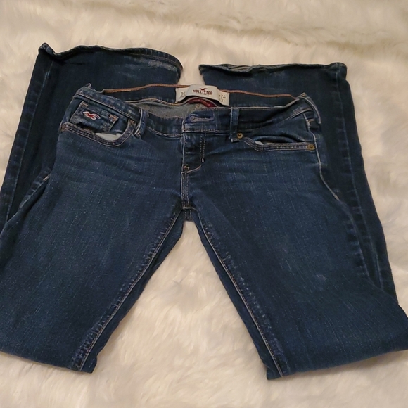 Hollister Jeans - Picture 3 of 4